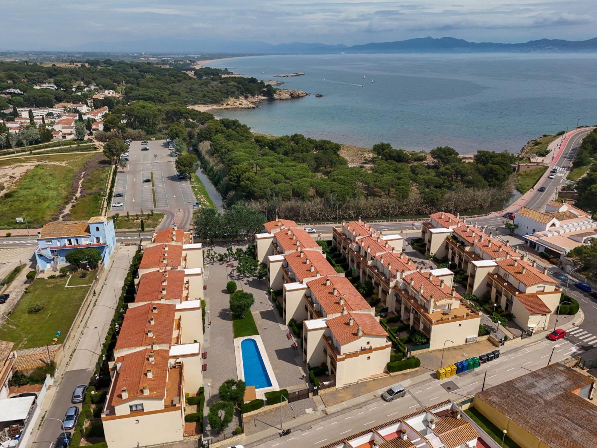 Апартаменты Moli Del Mar Ля Эскала Экстерьер фото